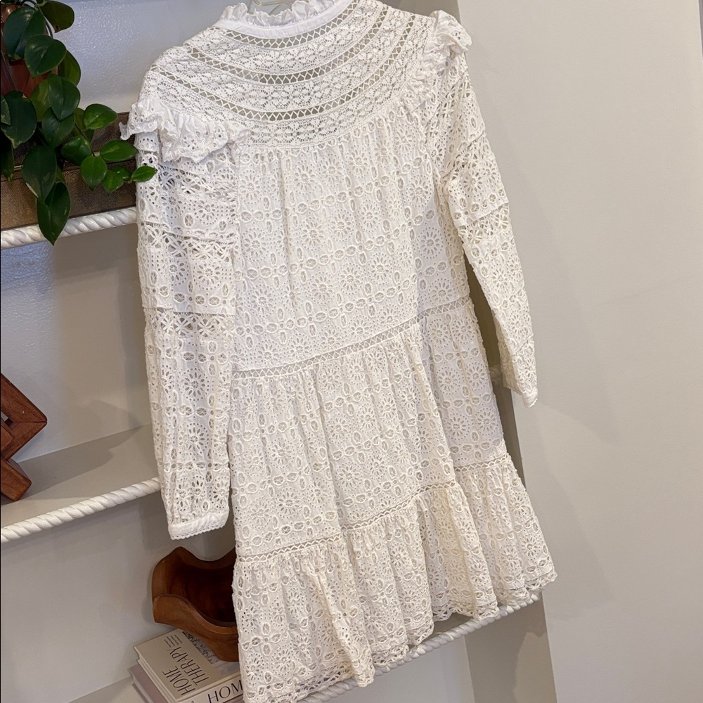 VINEYARD VINES White Tiered Eyelet Ruffled Mini Dress size XS - Picture 5 of 6